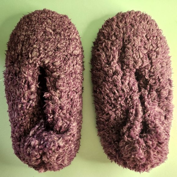 Dearfoams Slippers - Large - Never Worn - Machine Washable - Picture 1 of 3